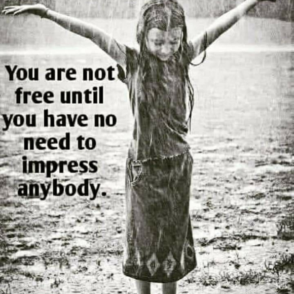 Meet your Posher, Misha - Picture 13 of 15